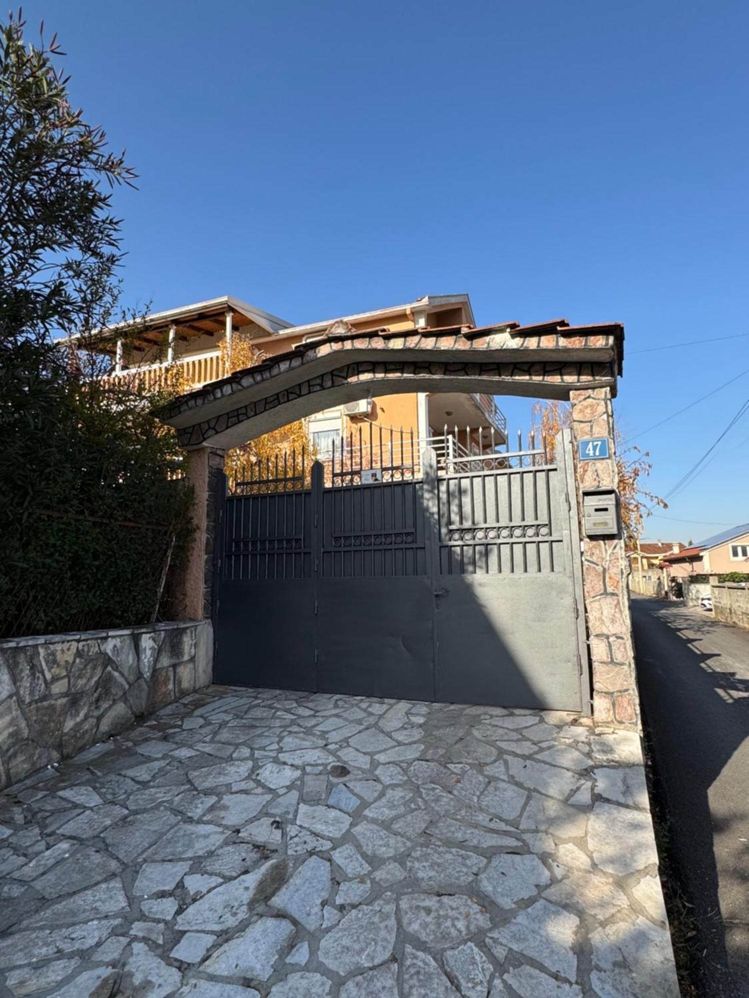 Apartmani Breze Podgoriçe Dış mekan fotoğraf
